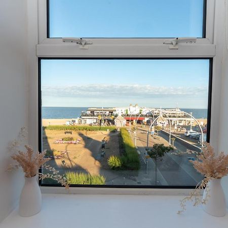 Sea Views Modern Two Bedroom Apartment Lowestoft Kültér fotó