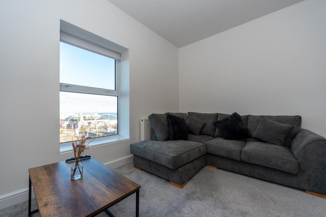 Sea Views Modern Two Bedroom Apartment Lowestoft Kültér fotó