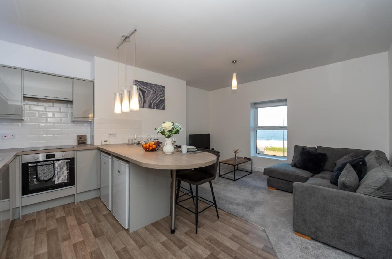 Sea Views Modern Two Bedroom Apartment Lowestoft Kültér fotó