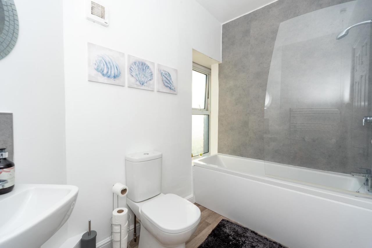 Sea Views Modern Two Bedroom Apartment Lowestoft Kültér fotó