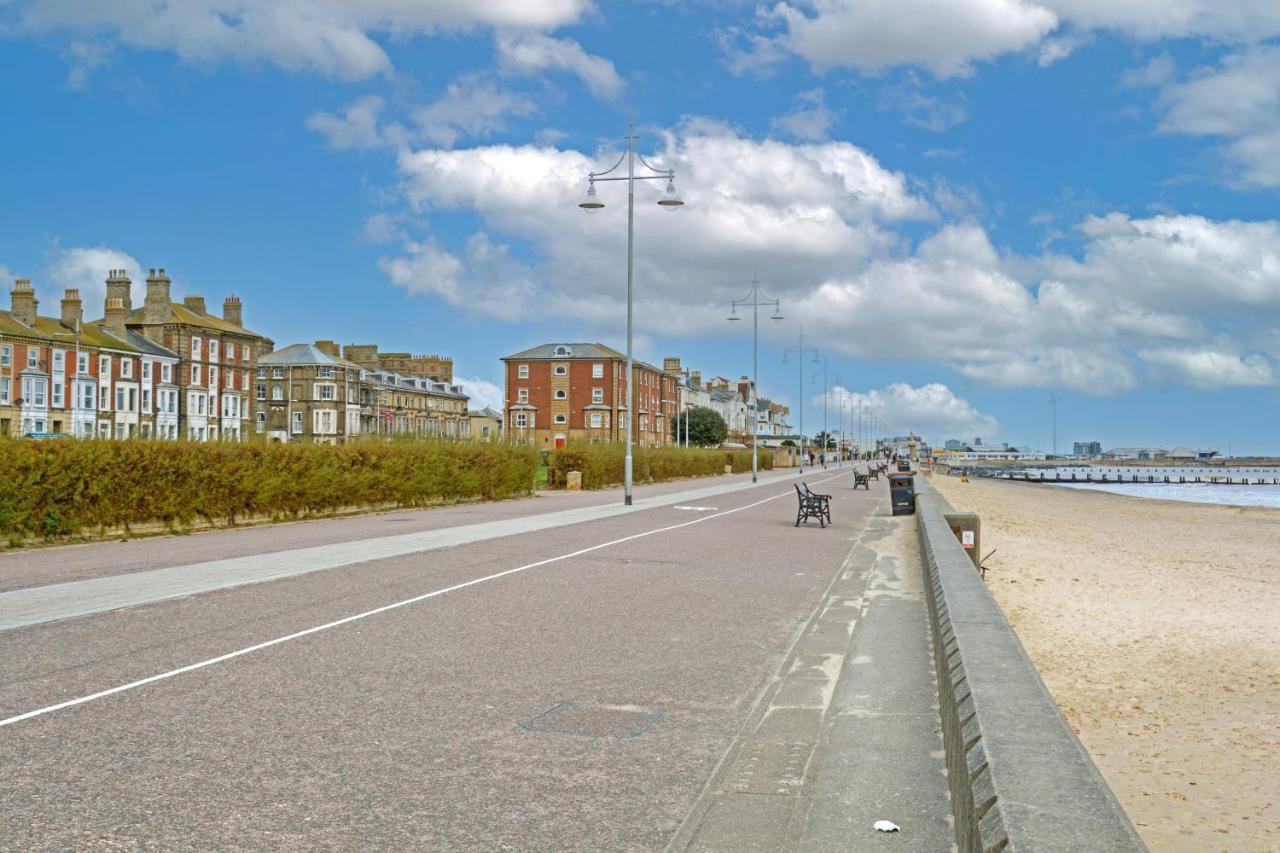 Sea Views Modern Two Bedroom Apartment Lowestoft Kültér fotó