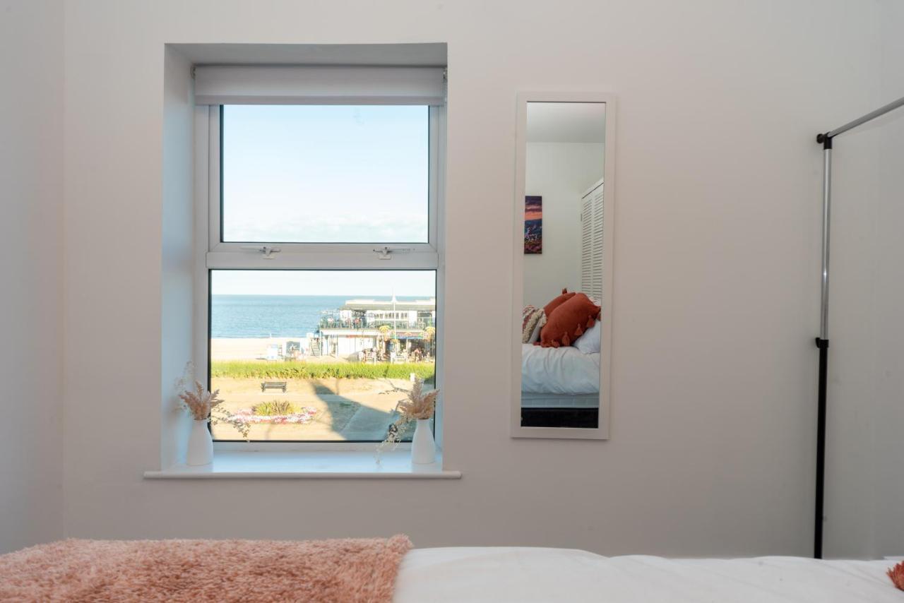 Sea Views Modern Two Bedroom Apartment Lowestoft Kültér fotó